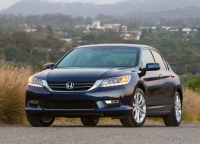 Honda Accord Sedan (9th generation) 2.4 AT (180hp) Executive (2013) photo, Honda Accord Sedan (9th generation) 2.4 AT (180hp) Executive (2013) photos, Honda Accord Sedan (9th generation) 2.4 AT (180hp) Executive (2013) picture, Honda Accord Sedan (9th generation) 2.4 AT (180hp) Executive (2013) pictures, Honda photos, Honda pictures, image Honda, Honda images