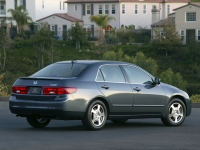 Honda Accord US-spec sedan 4-door (7th generation) 2.4 AT (160hp) photo, Honda Accord US-spec sedan 4-door (7th generation) 2.4 AT (160hp) photos, Honda Accord US-spec sedan 4-door (7th generation) 2.4 AT (160hp) picture, Honda Accord US-spec sedan 4-door (7th generation) 2.4 AT (160hp) pictures, Honda photos, Honda pictures, image Honda, Honda images