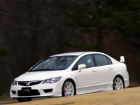 Honda Civic Type-R sedan (8 generation) 2.0 MT (225 HP) photo, Honda Civic Type-R sedan (8 generation) 2.0 MT (225 HP) photos, Honda Civic Type-R sedan (8 generation) 2.0 MT (225 HP) picture, Honda Civic Type-R sedan (8 generation) 2.0 MT (225 HP) pictures, Honda photos, Honda pictures, image Honda, Honda images