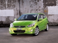 Hyundai Grand Avega Hatchback (1 generation) 1.4 ShiftTronic (108 HP) photo, Hyundai Grand Avega Hatchback (1 generation) 1.4 ShiftTronic (108 HP) photos, Hyundai Grand Avega Hatchback (1 generation) 1.4 ShiftTronic (108 HP) picture, Hyundai Grand Avega Hatchback (1 generation) 1.4 ShiftTronic (108 HP) pictures, Hyundai photos, Hyundai pictures, image Hyundai, Hyundai images