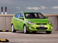 Hyundai Grand Avega Hatchback (1 generation) 1.4 ShiftTronic (108 HP) photo, Hyundai Grand Avega Hatchback (1 generation) 1.4 ShiftTronic (108 HP) photos, Hyundai Grand Avega Hatchback (1 generation) 1.4 ShiftTronic (108 HP) picture, Hyundai Grand Avega Hatchback (1 generation) 1.4 ShiftTronic (108 HP) pictures, Hyundai photos, Hyundai pictures, image Hyundai, Hyundai images