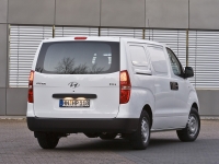 Hyundai H-1 Van (Grand Starex) 2.4 AT (174 HP) photo, Hyundai H-1 Van (Grand Starex) 2.4 AT (174 HP) photos, Hyundai H-1 Van (Grand Starex) 2.4 AT (174 HP) picture, Hyundai H-1 Van (Grand Starex) 2.4 AT (174 HP) pictures, Hyundai photos, Hyundai pictures, image Hyundai, Hyundai images