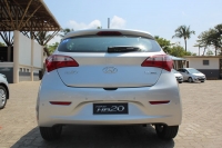 Hyundai HB20 Hatchback (1 generation) 1.6 AT (122 HP) photo, Hyundai HB20 Hatchback (1 generation) 1.6 AT (122 HP) photos, Hyundai HB20 Hatchback (1 generation) 1.6 AT (122 HP) picture, Hyundai HB20 Hatchback (1 generation) 1.6 AT (122 HP) pictures, Hyundai photos, Hyundai pictures, image Hyundai, Hyundai images