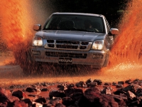 Isuzu D-Max Pickup (1 generation) 2.5 TD MT (136hp) photo, Isuzu D-Max Pickup (1 generation) 2.5 TD MT (136hp) photos, Isuzu D-Max Pickup (1 generation) 2.5 TD MT (136hp) picture, Isuzu D-Max Pickup (1 generation) 2.5 TD MT (136hp) pictures, Isuzu photos, Isuzu pictures, image Isuzu, Isuzu images