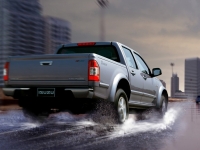 Isuzu D-Max Pickup (1 generation) 2.5 TD MT (136hp) photo, Isuzu D-Max Pickup (1 generation) 2.5 TD MT (136hp) photos, Isuzu D-Max Pickup (1 generation) 2.5 TD MT (136hp) picture, Isuzu D-Max Pickup (1 generation) 2.5 TD MT (136hp) pictures, Isuzu photos, Isuzu pictures, image Isuzu, Isuzu images