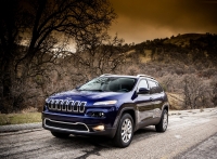 Jeep Cherokee SUV 5-door (KL) 3.2 AT (275hp) photo, Jeep Cherokee SUV 5-door (KL) 3.2 AT (275hp) photos, Jeep Cherokee SUV 5-door (KL) 3.2 AT (275hp) picture, Jeep Cherokee SUV 5-door (KL) 3.2 AT (275hp) pictures, Jeep photos, Jeep pictures, image Jeep, Jeep images