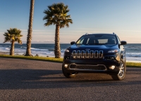 Jeep Cherokee SUV 5-door (KL) 3.2 AT (275hp) photo, Jeep Cherokee SUV 5-door (KL) 3.2 AT (275hp) photos, Jeep Cherokee SUV 5-door (KL) 3.2 AT (275hp) picture, Jeep Cherokee SUV 5-door (KL) 3.2 AT (275hp) pictures, Jeep photos, Jeep pictures, image Jeep, Jeep images