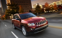 Jeep Compass Crossover (1 generation) 2.4 CVT (170hp) LIMITED (2013) photo, Jeep Compass Crossover (1 generation) 2.4 CVT (170hp) LIMITED (2013) photos, Jeep Compass Crossover (1 generation) 2.4 CVT (170hp) LIMITED (2013) picture, Jeep Compass Crossover (1 generation) 2.4 CVT (170hp) LIMITED (2013) pictures, Jeep photos, Jeep pictures, image Jeep, Jeep images