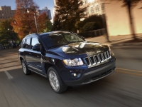 Jeep Compass Crossover (1 generation) 2.4 CVT (170hp) LIMITED (2013) photo, Jeep Compass Crossover (1 generation) 2.4 CVT (170hp) LIMITED (2013) photos, Jeep Compass Crossover (1 generation) 2.4 CVT (170hp) LIMITED (2013) picture, Jeep Compass Crossover (1 generation) 2.4 CVT (170hp) LIMITED (2013) pictures, Jeep photos, Jeep pictures, image Jeep, Jeep images