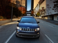 Jeep Compass Crossover (1 generation) 2.4 CVT (170hp) LIMITED (2013) photo, Jeep Compass Crossover (1 generation) 2.4 CVT (170hp) LIMITED (2013) photos, Jeep Compass Crossover (1 generation) 2.4 CVT (170hp) LIMITED (2013) picture, Jeep Compass Crossover (1 generation) 2.4 CVT (170hp) LIMITED (2013) pictures, Jeep photos, Jeep pictures, image Jeep, Jeep images