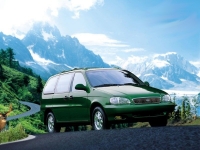 Kia Carnival Minivan (1 generation) 2.5 AT (162hp) photo, Kia Carnival Minivan (1 generation) 2.5 AT (162hp) photos, Kia Carnival Minivan (1 generation) 2.5 AT (162hp) picture, Kia Carnival Minivan (1 generation) 2.5 AT (162hp) pictures, Kia photos, Kia pictures, image Kia, Kia images