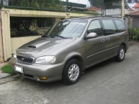 Kia Carnival Minivan (1 generation) 2.5 AT (162hp) photo, Kia Carnival Minivan (1 generation) 2.5 AT (162hp) photos, Kia Carnival Minivan (1 generation) 2.5 AT (162hp) picture, Kia Carnival Minivan (1 generation) 2.5 AT (162hp) pictures, Kia photos, Kia pictures, image Kia, Kia images