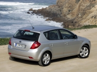 Kia CEE'd Hatchback 5-door. (1 generation) 1.4 MT (109hp) photo, Kia CEE'd Hatchback 5-door. (1 generation) 1.4 MT (109hp) photos, Kia CEE'd Hatchback 5-door. (1 generation) 1.4 MT (109hp) picture, Kia CEE'd Hatchback 5-door. (1 generation) 1.4 MT (109hp) pictures, Kia photos, Kia pictures, image Kia, Kia images