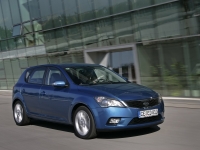 Kia CEE'd Hatchback 5-door. (1 generation) 1.6 EcoDynamics MT (126hp) photo, Kia CEE'd Hatchback 5-door. (1 generation) 1.6 EcoDynamics MT (126hp) photos, Kia CEE'd Hatchback 5-door. (1 generation) 1.6 EcoDynamics MT (126hp) picture, Kia CEE'd Hatchback 5-door. (1 generation) 1.6 EcoDynamics MT (126hp) pictures, Kia photos, Kia pictures, image Kia, Kia images