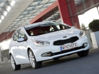 Kia CEE'd Hatchback 5-door. (2 generation) 1.6 AT (129hp) Comfort (2013) photo, Kia CEE'd Hatchback 5-door. (2 generation) 1.6 AT (129hp) Comfort (2013) photos, Kia CEE'd Hatchback 5-door. (2 generation) 1.6 AT (129hp) Comfort (2013) picture, Kia CEE'd Hatchback 5-door. (2 generation) 1.6 AT (129hp) Comfort (2013) pictures, Kia photos, Kia pictures, image Kia, Kia images