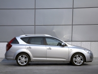 Kia CEE'd SW estate (1 generation) 1.6 AT (122hp) photo, Kia CEE'd SW estate (1 generation) 1.6 AT (122hp) photos, Kia CEE'd SW estate (1 generation) 1.6 AT (122hp) picture, Kia CEE'd SW estate (1 generation) 1.6 AT (122hp) pictures, Kia photos, Kia pictures, image Kia, Kia images