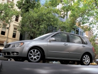 Kia Cerato Hatchback (1 generation) 1.5 CRDi MT (102hp) photo, Kia Cerato Hatchback (1 generation) 1.5 CRDi MT (102hp) photos, Kia Cerato Hatchback (1 generation) 1.5 CRDi MT (102hp) picture, Kia Cerato Hatchback (1 generation) 1.5 CRDi MT (102hp) pictures, Kia photos, Kia pictures, image Kia, Kia images