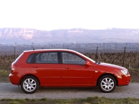 Kia Cerato Hatchback (1 generation) 1.6 AT (105hp) photo, Kia Cerato Hatchback (1 generation) 1.6 AT (105hp) photos, Kia Cerato Hatchback (1 generation) 1.6 AT (105hp) picture, Kia Cerato Hatchback (1 generation) 1.6 AT (105hp) pictures, Kia photos, Kia pictures, image Kia, Kia images