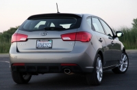 Kia Forte Hatchback (1 generation) 1.6 GDI MT (140 HP) photo, Kia Forte Hatchback (1 generation) 1.6 GDI MT (140 HP) photos, Kia Forte Hatchback (1 generation) 1.6 GDI MT (140 HP) picture, Kia Forte Hatchback (1 generation) 1.6 GDI MT (140 HP) pictures, Kia photos, Kia pictures, image Kia, Kia images