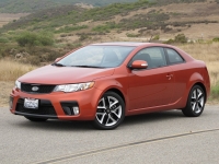 Kia Forte KOUP coupe (1 generation) 1.6 GDI AT (140 HP) photo, Kia Forte KOUP coupe (1 generation) 1.6 GDI AT (140 HP) photos, Kia Forte KOUP coupe (1 generation) 1.6 GDI AT (140 HP) picture, Kia Forte KOUP coupe (1 generation) 1.6 GDI AT (140 HP) pictures, Kia photos, Kia pictures, image Kia, Kia images