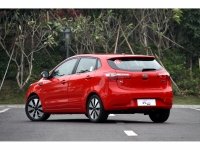 Kia K2 Hatchback (1 generation) 1.6 AT (123 HP) photo, Kia K2 Hatchback (1 generation) 1.6 AT (123 HP) photos, Kia K2 Hatchback (1 generation) 1.6 AT (123 HP) picture, Kia K2 Hatchback (1 generation) 1.6 AT (123 HP) pictures, Kia photos, Kia pictures, image Kia, Kia images