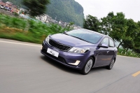 Kia K2 Saloon (1 generation) 1.4 MT (107 HP) photo, Kia K2 Saloon (1 generation) 1.4 MT (107 HP) photos, Kia K2 Saloon (1 generation) 1.4 MT (107 HP) picture, Kia K2 Saloon (1 generation) 1.4 MT (107 HP) pictures, Kia photos, Kia pictures, image Kia, Kia images