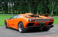 Lamborghini Diablo GT coupe 2-door (2 generation) 6.0 GT MT (575 hp) photo, Lamborghini Diablo GT coupe 2-door (2 generation) 6.0 GT MT (575 hp) photos, Lamborghini Diablo GT coupe 2-door (2 generation) 6.0 GT MT (575 hp) picture, Lamborghini Diablo GT coupe 2-door (2 generation) 6.0 GT MT (575 hp) pictures, Lamborghini photos, Lamborghini pictures, image Lamborghini, Lamborghini images