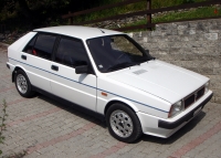 Lancia Delta Hatchback (1 generation) 1.3 5MT (75 hp) photo, Lancia Delta Hatchback (1 generation) 1.3 5MT (75 hp) photos, Lancia Delta Hatchback (1 generation) 1.3 5MT (75 hp) picture, Lancia Delta Hatchback (1 generation) 1.3 5MT (75 hp) pictures, Lancia photos, Lancia pictures, image Lancia, Lancia images