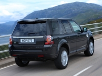 Land Rover Freelander Crossover (2 generation) 2.0 Si4 AT 4WD (240hp) HSE photo, Land Rover Freelander Crossover (2 generation) 2.0 Si4 AT 4WD (240hp) HSE photos, Land Rover Freelander Crossover (2 generation) 2.0 Si4 AT 4WD (240hp) HSE picture, Land Rover Freelander Crossover (2 generation) 2.0 Si4 AT 4WD (240hp) HSE pictures, Land Rover photos, Land Rover pictures, image Land Rover, Land Rover images