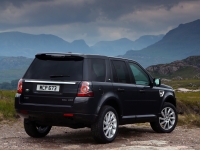 Land Rover Freelander Crossover (2 generation) 2.0 Si4 AT 4WD (240hp) HSE photo, Land Rover Freelander Crossover (2 generation) 2.0 Si4 AT 4WD (240hp) HSE photos, Land Rover Freelander Crossover (2 generation) 2.0 Si4 AT 4WD (240hp) HSE picture, Land Rover Freelander Crossover (2 generation) 2.0 Si4 AT 4WD (240hp) HSE pictures, Land Rover photos, Land Rover pictures, image Land Rover, Land Rover images