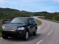 Land Rover Freelander Crossover (2 generation) 2.2 eD4 2WD MT (150hp) photo, Land Rover Freelander Crossover (2 generation) 2.2 eD4 2WD MT (150hp) photos, Land Rover Freelander Crossover (2 generation) 2.2 eD4 2WD MT (150hp) picture, Land Rover Freelander Crossover (2 generation) 2.2 eD4 2WD MT (150hp) pictures, Land Rover photos, Land Rover pictures, image Land Rover, Land Rover images