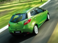 Mazda 2 Hatchback 5-door. (2 generation) 1.6 MZ-CD MT (90 HP) photo, Mazda 2 Hatchback 5-door. (2 generation) 1.6 MZ-CD MT (90 HP) photos, Mazda 2 Hatchback 5-door. (2 generation) 1.6 MZ-CD MT (90 HP) picture, Mazda 2 Hatchback 5-door. (2 generation) 1.6 MZ-CD MT (90 HP) pictures, Mazda photos, Mazda pictures, image Mazda, Mazda images