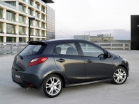 Mazda 2 Hatchback 5-door. (2 generation) 1.6 MZ-CD MT (90 HP) photo, Mazda 2 Hatchback 5-door. (2 generation) 1.6 MZ-CD MT (90 HP) photos, Mazda 2 Hatchback 5-door. (2 generation) 1.6 MZ-CD MT (90 HP) picture, Mazda 2 Hatchback 5-door. (2 generation) 1.6 MZ-CD MT (90 HP) pictures, Mazda photos, Mazda pictures, image Mazda, Mazda images