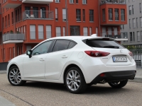 Mazda 3 Hatchback (BM) 1.5 SKYACTIV-G MT (100 HP) photo, Mazda 3 Hatchback (BM) 1.5 SKYACTIV-G MT (100 HP) photos, Mazda 3 Hatchback (BM) 1.5 SKYACTIV-G MT (100 HP) picture, Mazda 3 Hatchback (BM) 1.5 SKYACTIV-G MT (100 HP) pictures, Mazda photos, Mazda pictures, image Mazda, Mazda images