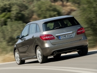 Mercedes-Benz B-Class Hatchback (W246) B 180 BlueEfficiency MT (122 hp) basic photo, Mercedes-Benz B-Class Hatchback (W246) B 180 BlueEfficiency MT (122 hp) basic photos, Mercedes-Benz B-Class Hatchback (W246) B 180 BlueEfficiency MT (122 hp) basic picture, Mercedes-Benz B-Class Hatchback (W246) B 180 BlueEfficiency MT (122 hp) basic pictures, Mercedes-Benz photos, Mercedes-Benz pictures, image Mercedes-Benz, Mercedes-Benz images