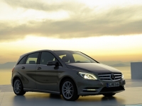 Mercedes-Benz B-Class Hatchback (W246) B 180 BlueEfficiency MT (122 hp) basic photo, Mercedes-Benz B-Class Hatchback (W246) B 180 BlueEfficiency MT (122 hp) basic photos, Mercedes-Benz B-Class Hatchback (W246) B 180 BlueEfficiency MT (122 hp) basic picture, Mercedes-Benz B-Class Hatchback (W246) B 180 BlueEfficiency MT (122 hp) basic pictures, Mercedes-Benz photos, Mercedes-Benz pictures, image Mercedes-Benz, Mercedes-Benz images