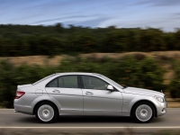 Mercedes-Benz C-Class Sedan 4-door (W204/S204) C 200 CDI BlueEFFICIENCY MT (136 HP, '08) photo, Mercedes-Benz C-Class Sedan 4-door (W204/S204) C 200 CDI BlueEFFICIENCY MT (136 HP, '08) photos, Mercedes-Benz C-Class Sedan 4-door (W204/S204) C 200 CDI BlueEFFICIENCY MT (136 HP, '08) picture, Mercedes-Benz C-Class Sedan 4-door (W204/S204) C 200 CDI BlueEFFICIENCY MT (136 HP, '08) pictures, Mercedes-Benz photos, Mercedes-Benz pictures, image Mercedes-Benz, Mercedes-Benz images