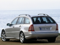 Mercedes-Benz C-Class station Wagon 5-door (W203/S203/CL203) C 180 Kompressor MT (143 HP) photo, Mercedes-Benz C-Class station Wagon 5-door (W203/S203/CL203) C 180 Kompressor MT (143 HP) photos, Mercedes-Benz C-Class station Wagon 5-door (W203/S203/CL203) C 180 Kompressor MT (143 HP) picture, Mercedes-Benz C-Class station Wagon 5-door (W203/S203/CL203) C 180 Kompressor MT (143 HP) pictures, Mercedes-Benz photos, Mercedes-Benz pictures, image Mercedes-Benz, Mercedes-Benz images