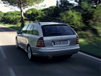 Mercedes-Benz C-Class station Wagon 5-door (W203/S203/CL203) C 180 Kompressor MT (143 HP) photo, Mercedes-Benz C-Class station Wagon 5-door (W203/S203/CL203) C 180 Kompressor MT (143 HP) photos, Mercedes-Benz C-Class station Wagon 5-door (W203/S203/CL203) C 180 Kompressor MT (143 HP) picture, Mercedes-Benz C-Class station Wagon 5-door (W203/S203/CL203) C 180 Kompressor MT (143 HP) pictures, Mercedes-Benz photos, Mercedes-Benz pictures, image Mercedes-Benz, Mercedes-Benz images