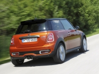 Mini Cooper S Hatchback 3-door (2 generation) 1.6 AT (184hp) basic photo, Mini Cooper S Hatchback 3-door (2 generation) 1.6 AT (184hp) basic photos, Mini Cooper S Hatchback 3-door (2 generation) 1.6 AT (184hp) basic picture, Mini Cooper S Hatchback 3-door (2 generation) 1.6 AT (184hp) basic pictures, Mini photos, Mini pictures, image Mini, Mini images