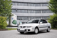 Mitsubishi Carisma Hatchback (1 generation) 1.6 MT (90hp) photo, Mitsubishi Carisma Hatchback (1 generation) 1.6 MT (90hp) photos, Mitsubishi Carisma Hatchback (1 generation) 1.6 MT (90hp) picture, Mitsubishi Carisma Hatchback (1 generation) 1.6 MT (90hp) pictures, Mitsubishi photos, Mitsubishi pictures, image Mitsubishi, Mitsubishi images