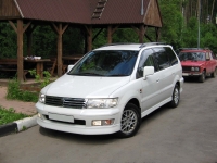 Mitsubishi Chariot Minivan (3rd generation) 2.4 AT (165hp) photo, Mitsubishi Chariot Minivan (3rd generation) 2.4 AT (165hp) photos, Mitsubishi Chariot Minivan (3rd generation) 2.4 AT (165hp) picture, Mitsubishi Chariot Minivan (3rd generation) 2.4 AT (165hp) pictures, Mitsubishi photos, Mitsubishi pictures, image Mitsubishi, Mitsubishi images