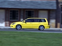 Mitsubishi Lancer station Wagon (6th generation) 2.0 MT (135 HP) photo, Mitsubishi Lancer station Wagon (6th generation) 2.0 MT (135 HP) photos, Mitsubishi Lancer station Wagon (6th generation) 2.0 MT (135 HP) picture, Mitsubishi Lancer station Wagon (6th generation) 2.0 MT (135 HP) pictures, Mitsubishi photos, Mitsubishi pictures, image Mitsubishi, Mitsubishi images