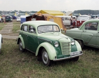 Moskvich 401 Saloon (1 generation) 1.1 MT (26 hp) photo, Moskvich 401 Saloon (1 generation) 1.1 MT (26 hp) photos, Moskvich 401 Saloon (1 generation) 1.1 MT (26 hp) picture, Moskvich 401 Saloon (1 generation) 1.1 MT (26 hp) pictures, Moskvich photos, Moskvich pictures, image Moskvich, Moskvich images