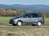 Nissan Almera Tino Minivan (V10) 1.8 AT photo, Nissan Almera Tino Minivan (V10) 1.8 AT photos, Nissan Almera Tino Minivan (V10) 1.8 AT picture, Nissan Almera Tino Minivan (V10) 1.8 AT pictures, Nissan photos, Nissan pictures, image Nissan, Nissan images