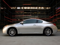 Nissan Altima Coupe (L32) 2.5 MT (175 hp) photo, Nissan Altima Coupe (L32) 2.5 MT (175 hp) photos, Nissan Altima Coupe (L32) 2.5 MT (175 hp) picture, Nissan Altima Coupe (L32) 2.5 MT (175 hp) pictures, Nissan photos, Nissan pictures, image Nissan, Nissan images