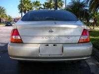 Nissan Altima Sedan (L30) 2.4 AT (150hp) photo, Nissan Altima Sedan (L30) 2.4 AT (150hp) photos, Nissan Altima Sedan (L30) 2.4 AT (150hp) picture, Nissan Altima Sedan (L30) 2.4 AT (150hp) pictures, Nissan photos, Nissan pictures, image Nissan, Nissan images