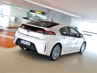 Opel Ampera Hatchback (1 generation) 1.4 E-REV CVT (150 HP) photo, Opel Ampera Hatchback (1 generation) 1.4 E-REV CVT (150 HP) photos, Opel Ampera Hatchback (1 generation) 1.4 E-REV CVT (150 HP) picture, Opel Ampera Hatchback (1 generation) 1.4 E-REV CVT (150 HP) pictures, Opel photos, Opel pictures, image Opel, Opel images