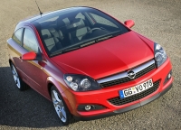 Opel Astra GTC hatchback 3-door (H) 1.3 CDTI Easytronic (90hp) photo, Opel Astra GTC hatchback 3-door (H) 1.3 CDTI Easytronic (90hp) photos, Opel Astra GTC hatchback 3-door (H) 1.3 CDTI Easytronic (90hp) picture, Opel Astra GTC hatchback 3-door (H) 1.3 CDTI Easytronic (90hp) pictures, Opel photos, Opel pictures, image Opel, Opel images