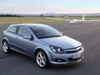 Opel Astra GTC hatchback 3-door (H) 1.3 CDTI ecoFLEX MT (90hp) photo, Opel Astra GTC hatchback 3-door (H) 1.3 CDTI ecoFLEX MT (90hp) photos, Opel Astra GTC hatchback 3-door (H) 1.3 CDTI ecoFLEX MT (90hp) picture, Opel Astra GTC hatchback 3-door (H) 1.3 CDTI ecoFLEX MT (90hp) pictures, Opel photos, Opel pictures, image Opel, Opel images